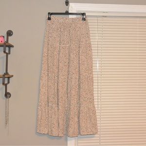 Patterned tiered skirt